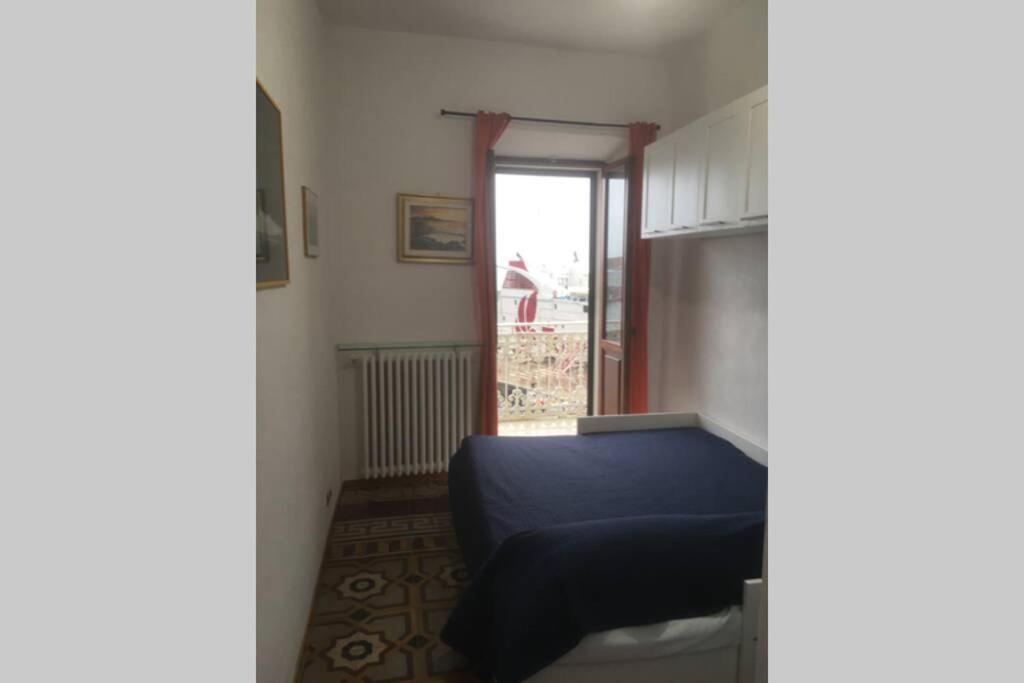 La Casa Di Principino Apartman Giglio Porto Kültér fotó